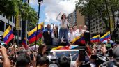 Ante miles de manifestantes, María Corina Machado denuncia el “robo” electoral de Maduro