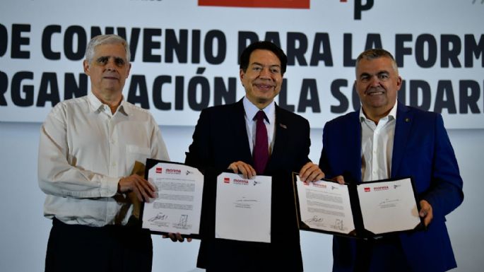 El PSOE firma acuerdo con Morena para frenar la "ola reaccionaria" y defender el progreso