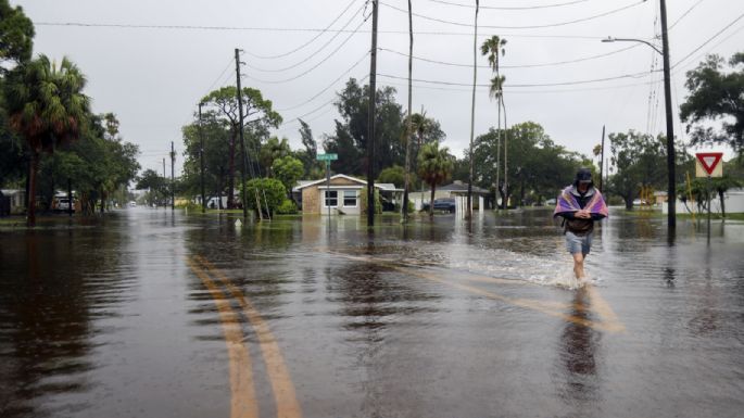 Debby causa inundaciones en Florida y deja al menos cuatro muertos