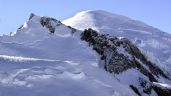 Francia: Hallan muertos a cuatro montañistas en lado francés del Mont Blanc