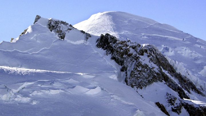 Francia: Hallan muertos a cuatro montañistas en lado francés del Mont Blanc