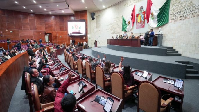 Expulsarán a diputados del PAN que votaron por la reforma judicial en Oaxaca