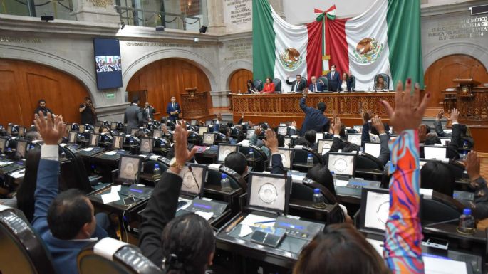 También en Edomex “mayoritean” reforma judicial; oposición advierte que no mejorará justicia