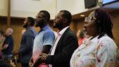 Los haitianos de Ohio encuentran solidaridad en la iglesia tras falsa acusación de comer mascotas