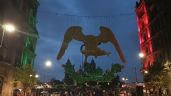 Lluvia provoca corto circuito en alumbrado patrio del Zócalo, incluida águila tridimensional