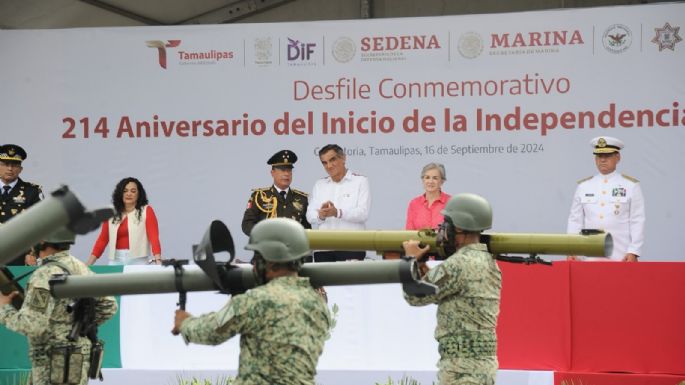 Presidió Américo Villarreal desfile cívico-militar por 214 aniversario del inicio de la independencia