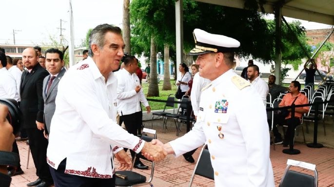 Presidió Américo Villarreal desfile cívico-militar por 214 aniversario del inicio de la independencia