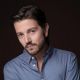 SCJN ordena indemnizar a Diego Luna por el uso de su imagen en anuncios de Johnnie Walker