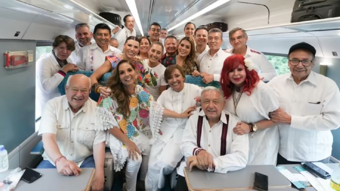 AMLO y Sheinbaum inauguran el Tren P’atal, diseñado para viajes largos y nocturnos