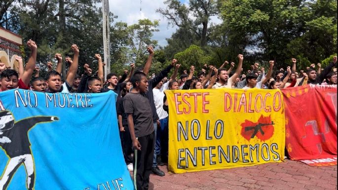 Ayotzinapa: reclamos por la persecución contra el normalismo rural