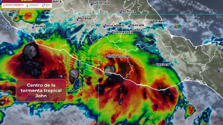 John se degradó a tormenta tropical; se ubicó a 45 kilómetros de Acapulco