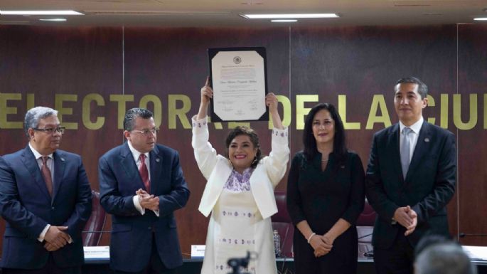 TECDMX otorga constancia como jefa de gobierno a Clara Brugada