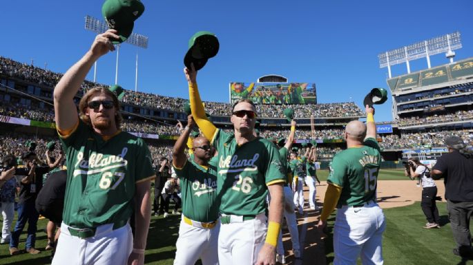 Atléticos se despiden de Oakland, su casa desde 1968