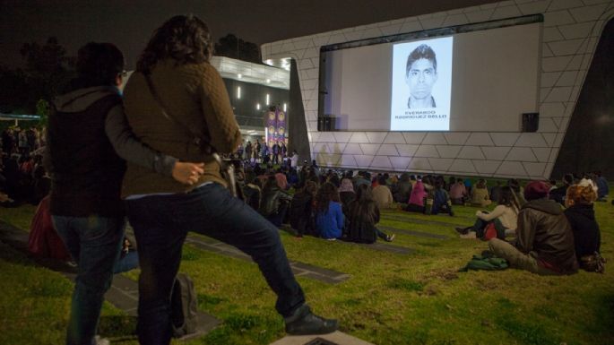 Memoria gráfica para no olvidar a los 43