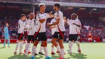 Raúl Jiménez anota su gol 50 en Premier League (Video)