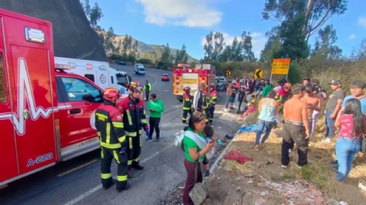 Accidente de autobús deja nueve muertos y 13 heridos