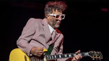 Fito Páez cancela su concierto en el zócalo de la CDMX; se fracturó cinco costillas