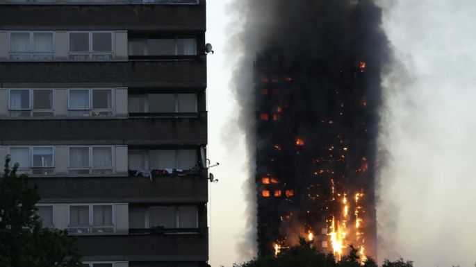 Torre Grenfell: Fallos de gobierno y sector inmobiliario hicieron una trampa mortal