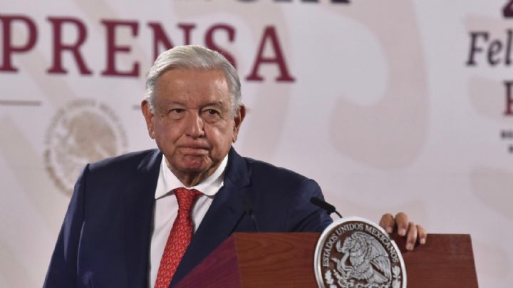 AMLO exhibe en la mañanera a jóvenes que protestaron contra la Reforma Judicial