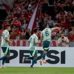 Con equipo alternativo, México se impone en amistoso ante el Internacional de Brasil (Videos)