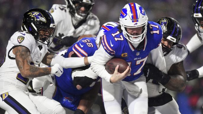 Josh Allen anotó dos touchdowns corriendo en el triunfo de Bills sobre Ravens (Video)