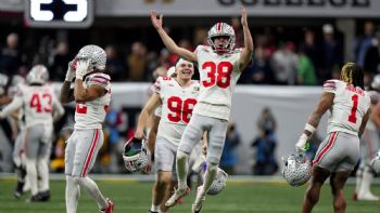 Ohio State gana primer título nacional desde 2014 al superar 34-23 a Notre Dame