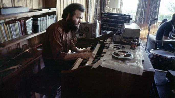 Garth Hudson, legendario músico de The Band, fallece a los 87 años