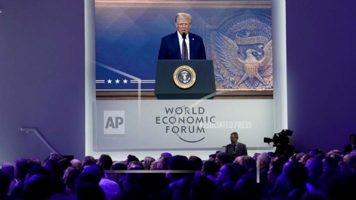 Trump en Davos: “Estamos lidiando muy bien con México”