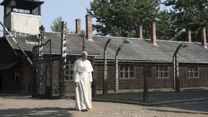 El Papa dice que el Holocausto "no se puede olvidar ni negar" y llama a erradicar el antisemitismo