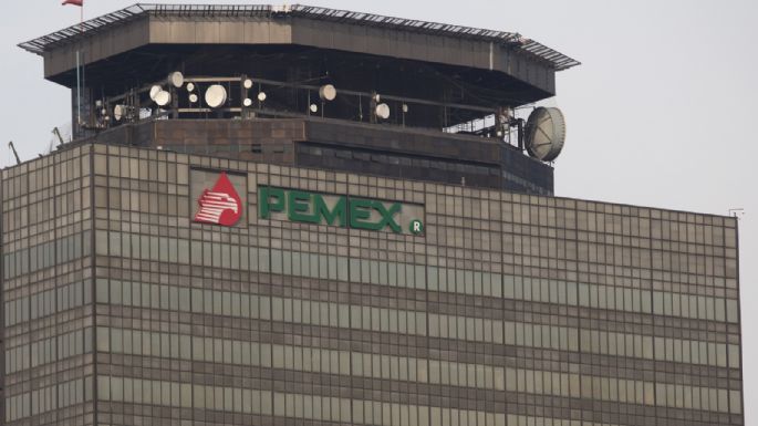 Hacienda emite deuda por 12 mil millones de dólares para Pemex