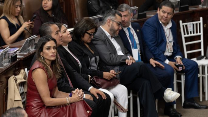 Alessandra Rojo de la Vega denuncia agresión antes de entrar al informe de Brugada (Video)