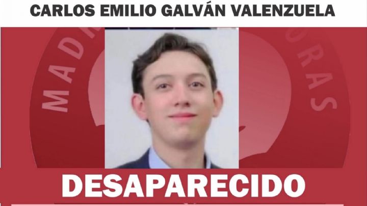 Marchan en Durango para exigir a autoridades aparición con vida de Carlos Emilio Galván Valenzuela