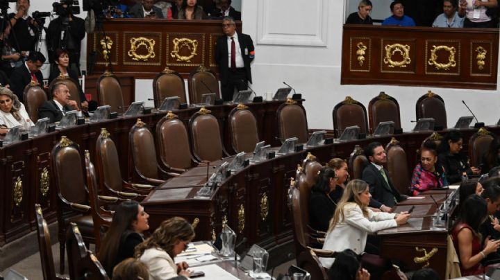 PAN arremete contra Brugada en su informe y abandona la sesión