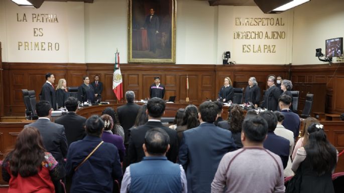 Ministros donarán parte de sus salarios a damnificados por lluvias; SCJN instala punto de acopio