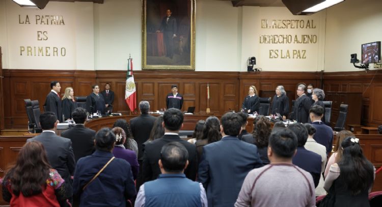 Ministros donarán parte de sus salarios a damnificados por lluvias; SCJN instala punto de acopio