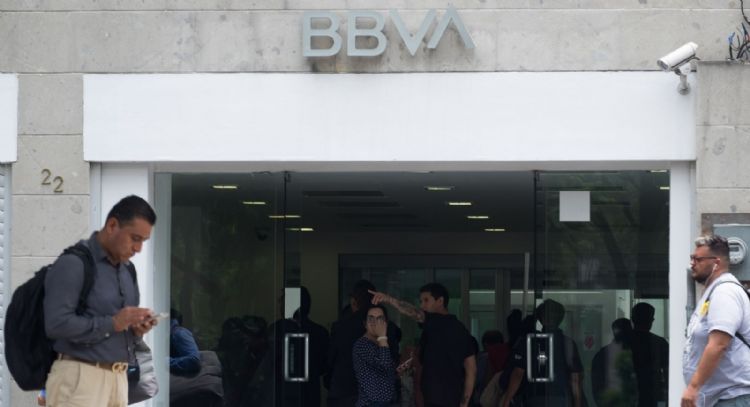 Reportan fallas en la app de BBVA; esto respondió la institución financiera
