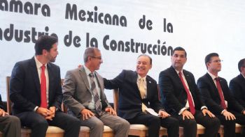 Reconocen empresarios liderazgo de Gobernador Durazo en obras estratégicas durante reunión nacional