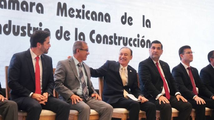 Reconocen empresarios liderazgo de Gobernador Durazo en obras estratégicas durante reunión nacional