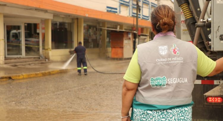 Llegan a Veracruz equipos de emergencia enviados por Clara Brugada