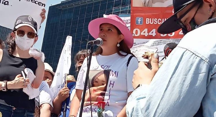 Madre buscadora recibe amenazas tras exhibir agresión de policías de la CDMX contra su hijo