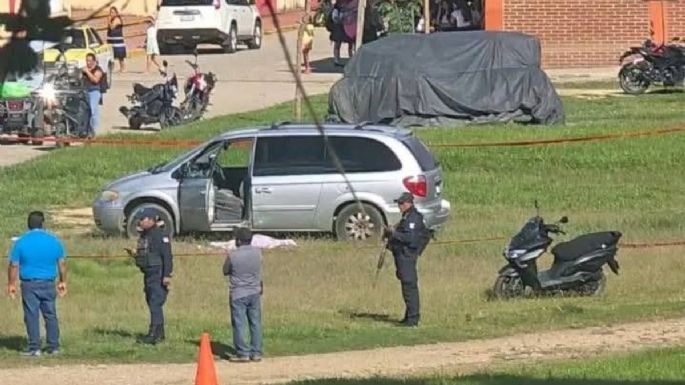 Matan a maestra del Colegio de Bachilleres frente al plantel y ante estudiantes en Oaxaca