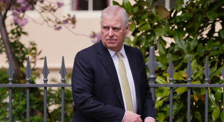 Reino Unido bajo presión para retirar títulos y residencia al príncipe Andrés tras caso Epstein