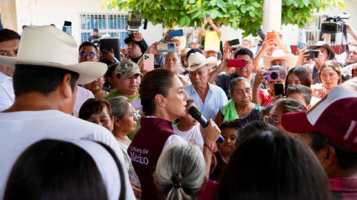 Sheinbaum visita zonas afectadas por lluvias en Puebla