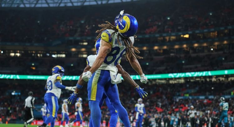 Matthew Stafford lanza 5 pases de touchdown en la victoria de los Rams 35-7 ante los Jaguars