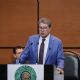 Monreal descarta fast track en Ley de Amparo y plantea revisar retroactividad