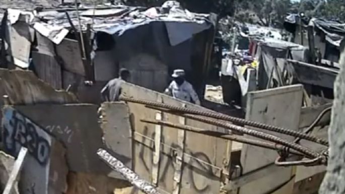 Captan a presuntos elementos de la Guardia Nacional dando tablazos a detenidos (Video)