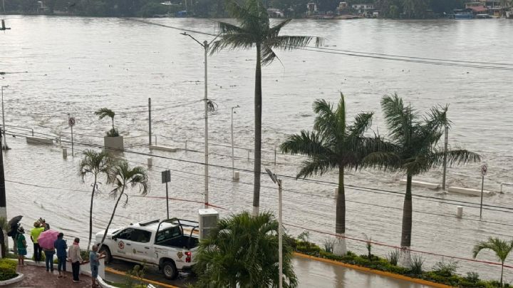 Lluvias fuertes e intensas no dan tregua a Veracruz; este es el pronóstico por estado para el martes