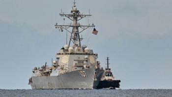 Buque de guerra estadunidense atraca en Trinidad y Tobago y aumenta presión sobre Venezuela