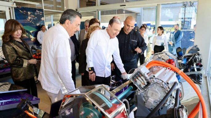 Gobernador Durazo coloca a Sonora en el mapa mundial de la electromovilidad con prototipo de vehículo eléctrico BMC