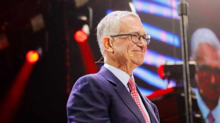 Salinas Pliego ofrece pagar su deuda con el SAT en 10 días; presume acuerdo fiscal con AMLO